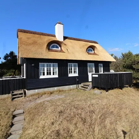 Holiday home Erikke