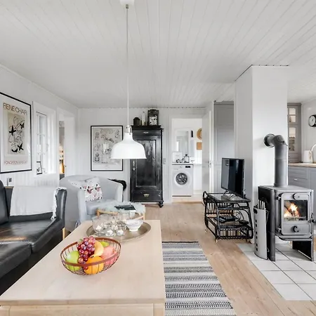 Erikke - 300m From The Sea By Interhome Feriehus